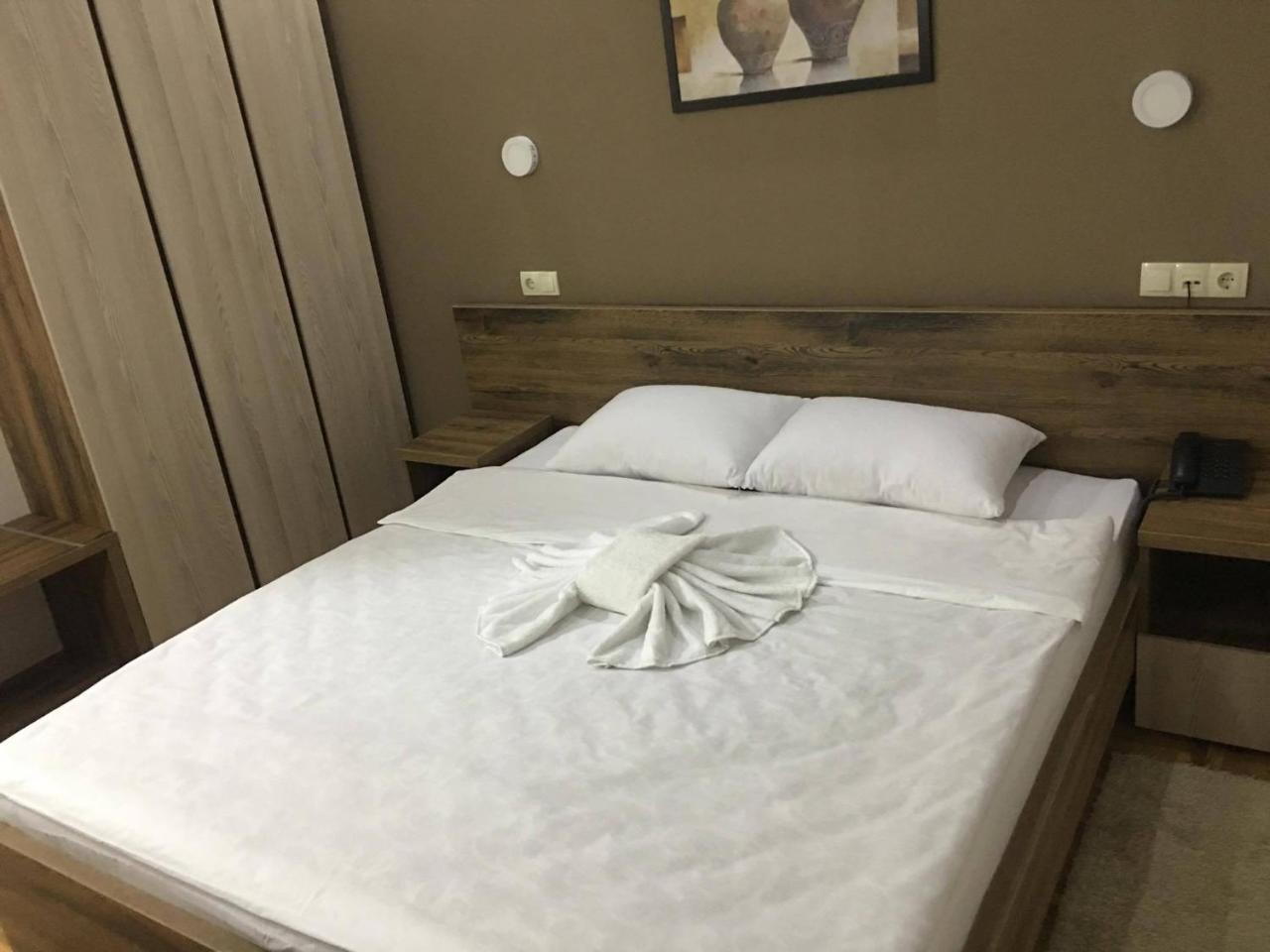 Hotel Odmaraliste Vidik Lazarevac Zewnętrze zdjęcie