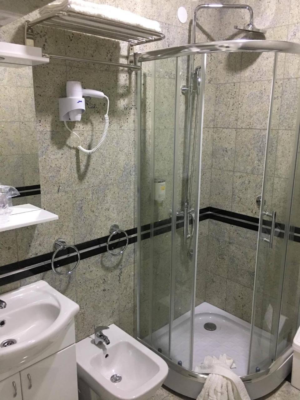 Hotel Odmaraliste Vidik Lazarevac Zewnętrze zdjęcie